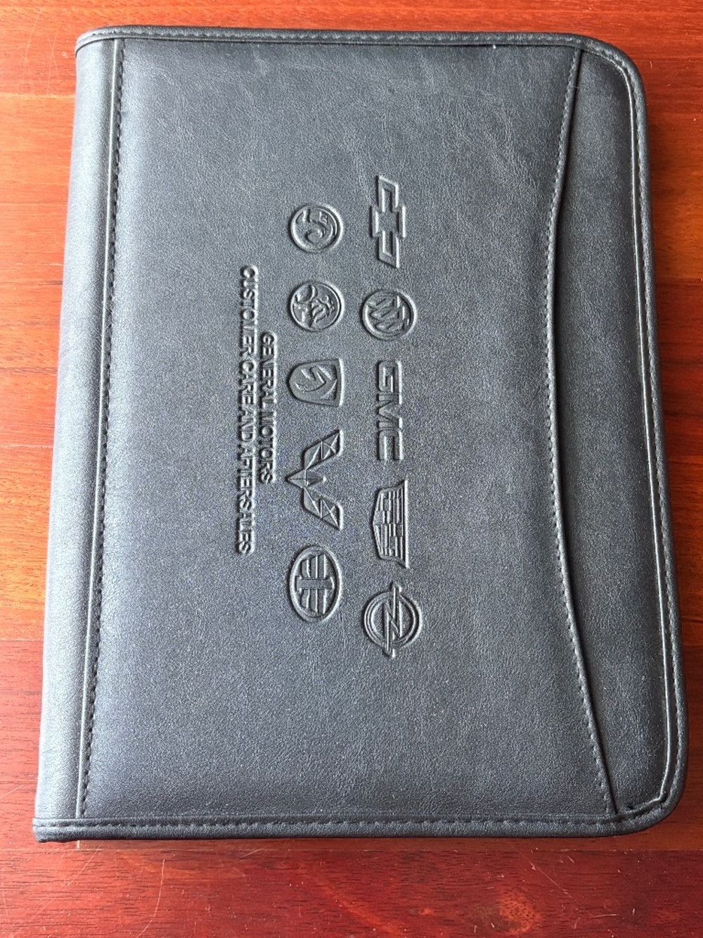 General Motors Automotive Collectible Portfolio Padfolio - 10 Global Brand Logos